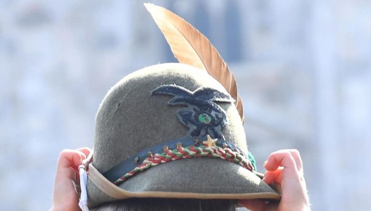 CAMBIANO – Gli alpini festeggiano 95 anni di vita