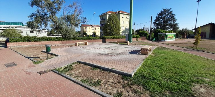 TROFARELLO – Fontana di piazzale Europa chiusa per poca sicurezza