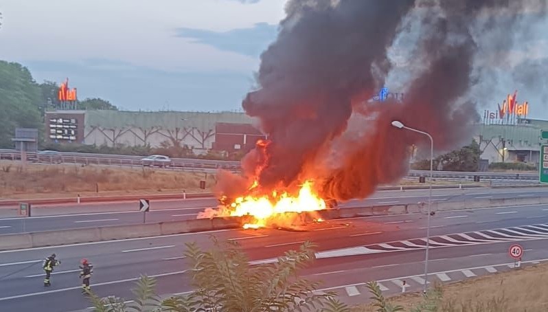 NICHELINO – Gravissimo incidente in tangenziale, morto il conducente