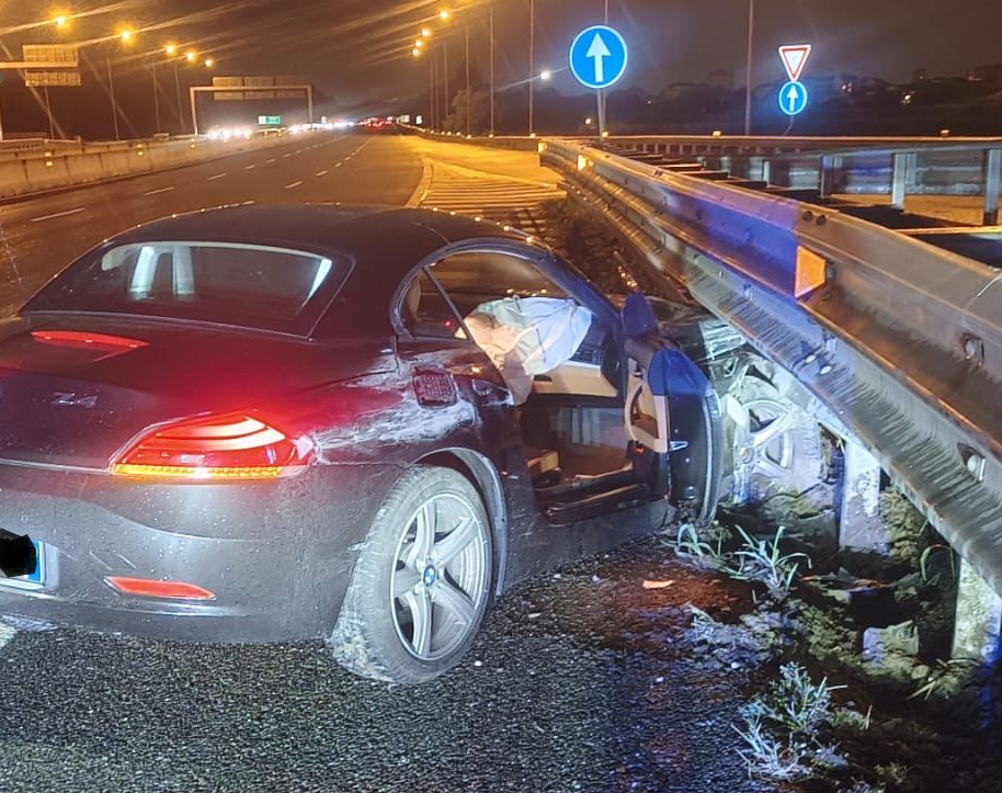 MALTEMPO – Incidente sulla sopraelevata: un ferito