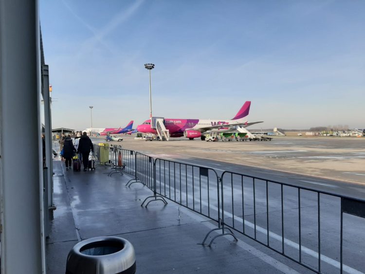 TRASPORTI – Una torinese riceve 250 euro per volo in ritardo Torino Catania di 8 ore