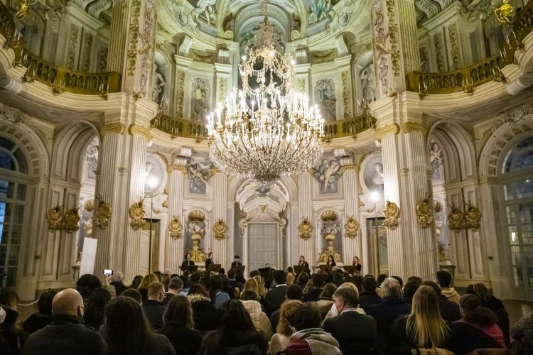 NICHELINO – Hollywood e i musical i protagonisti della prima serata alla palazzina di caccia