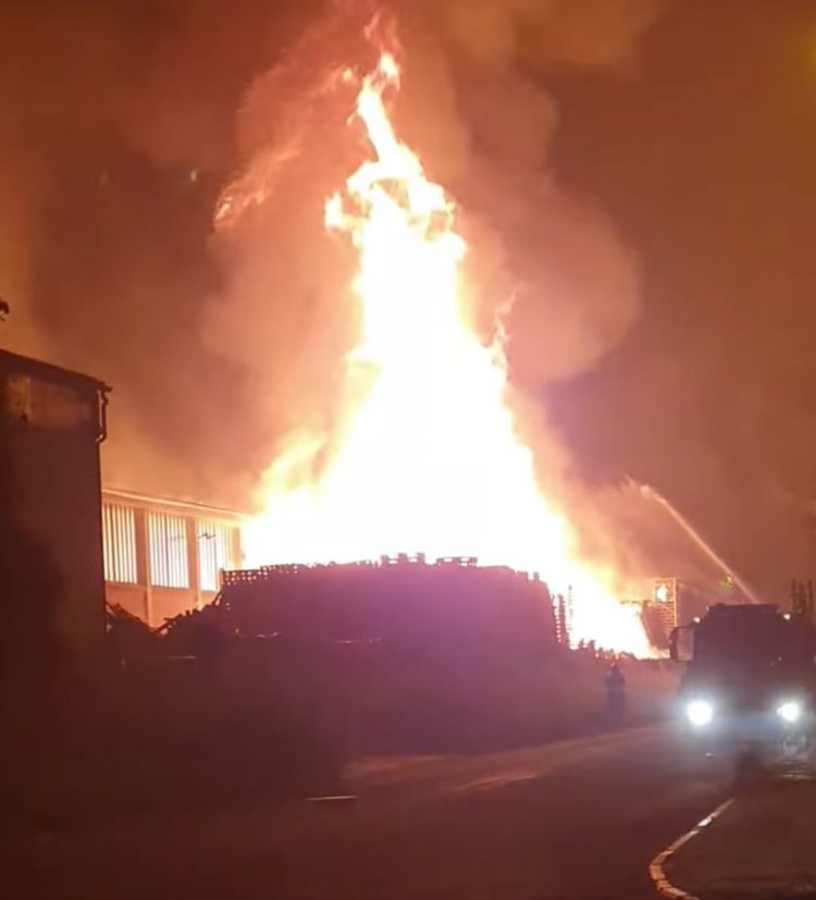VILLASTELLONE – Nicco: ‘Gli incendi sono un disastro senza spiegazioni plausibili’