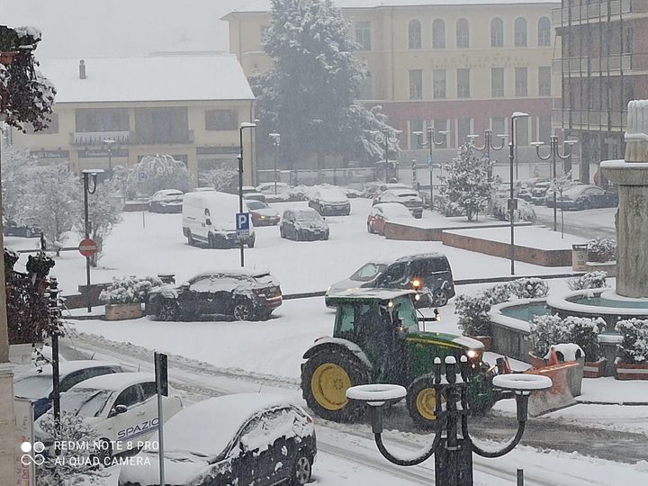 SANTENA – Encomio per tre vigili per il maxi lavoro durante la nevicata