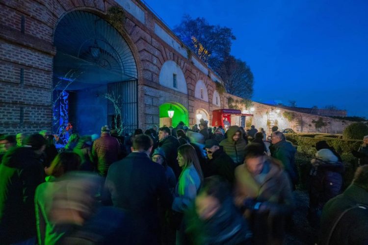 MONCALIERI – Torna ‘Natale in Controluce’ al Giardino delle Rose