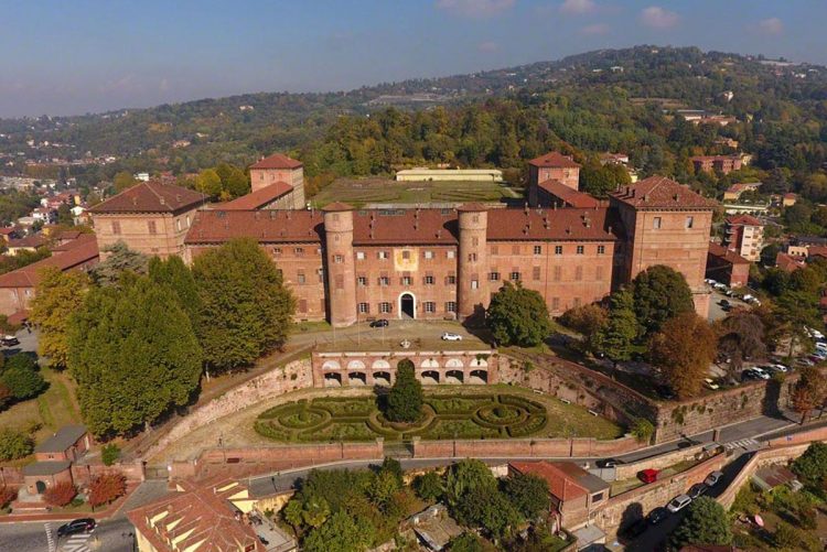 MONCALIERI – Una conferenza sul Castello di Moncalieri e i lavori effettuati nella storia