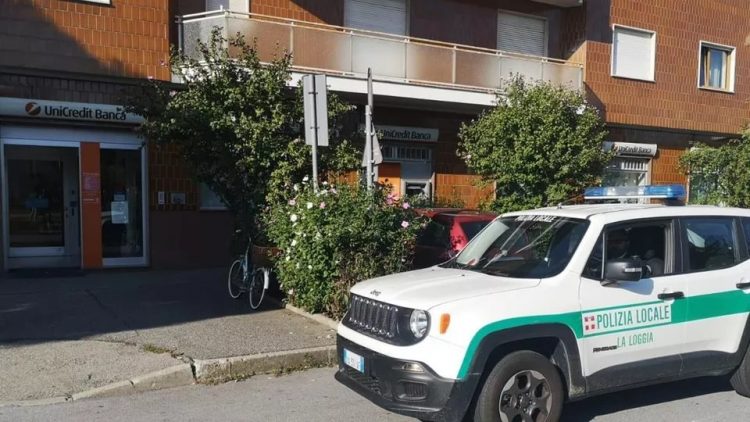 LA LOGGIA – Rapinano un coetaneo di 16 anni sul pullman