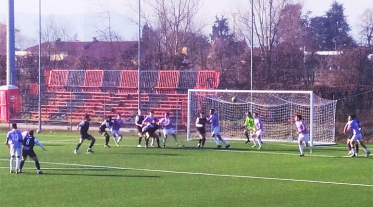 VINOVO – Nuova tribuna per gli ospiti al campo di calcio del Chisola