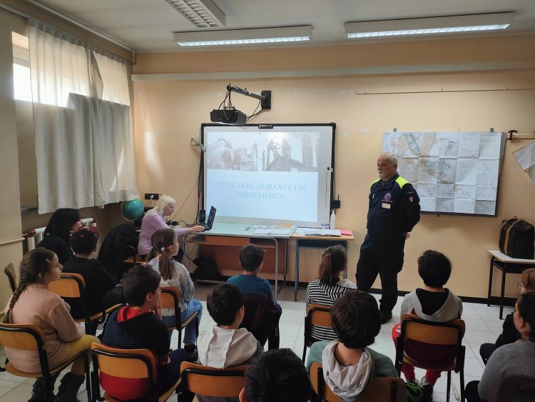 VILLASTELLONE – Tornano le lezioni di Protezione Civile a scuola