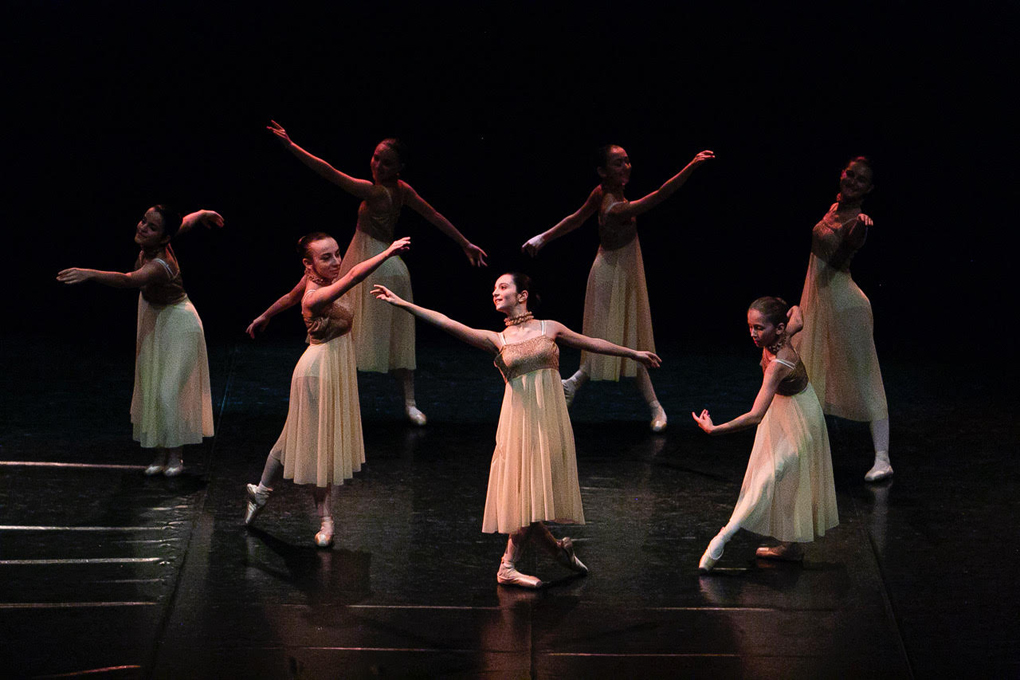 CARMAGNOLA – Essenza danza e Gruppo di lettura celebrano l’universo femminile. Due associazioni in sinergia per l’8 marzo