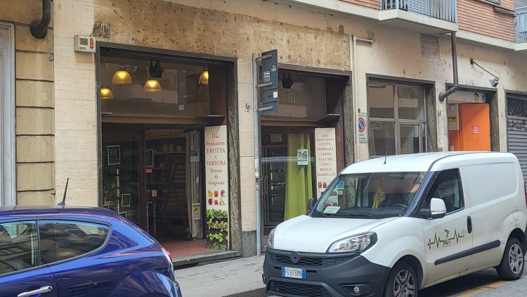 TROFARELLO – Ladri nel negozio di Torino dell’azienda Molino