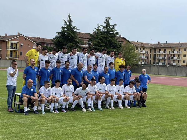 CARMAGNOLA – Festa per la promozione della squadra di calcio in Eccellenza