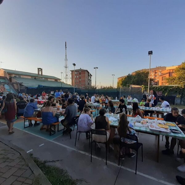 MONCALIERI – Cena in condivisione al polifunzionale