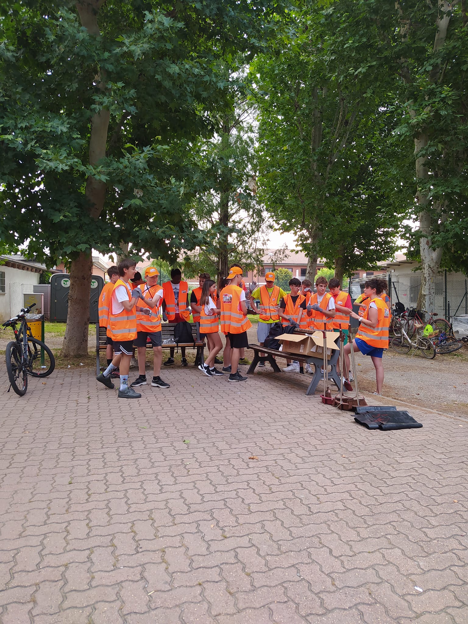 CAMBIANO: «Piazza ragazzabile», un successo di iscritti