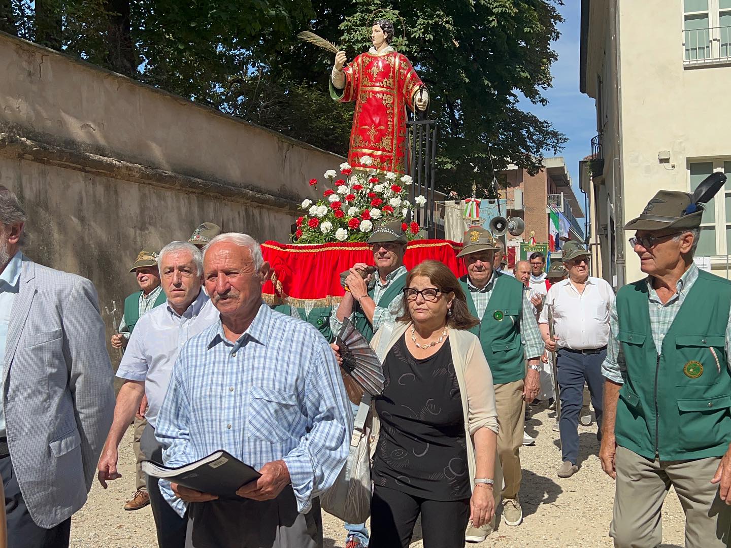 SANTENA – La patronale di San Lorenzo con la processione