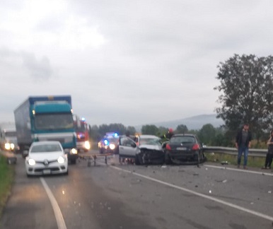 LA LOGGIA – Grave incidente sulla provinciale 20: strada chiusa e feriti