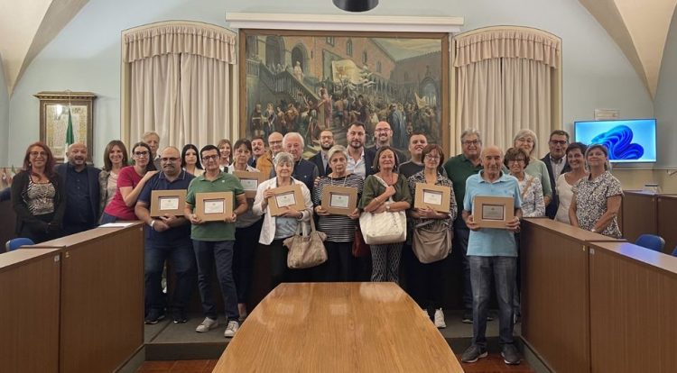 CARMAGNOLA – Un riconoscimento per le attività economiche storiche