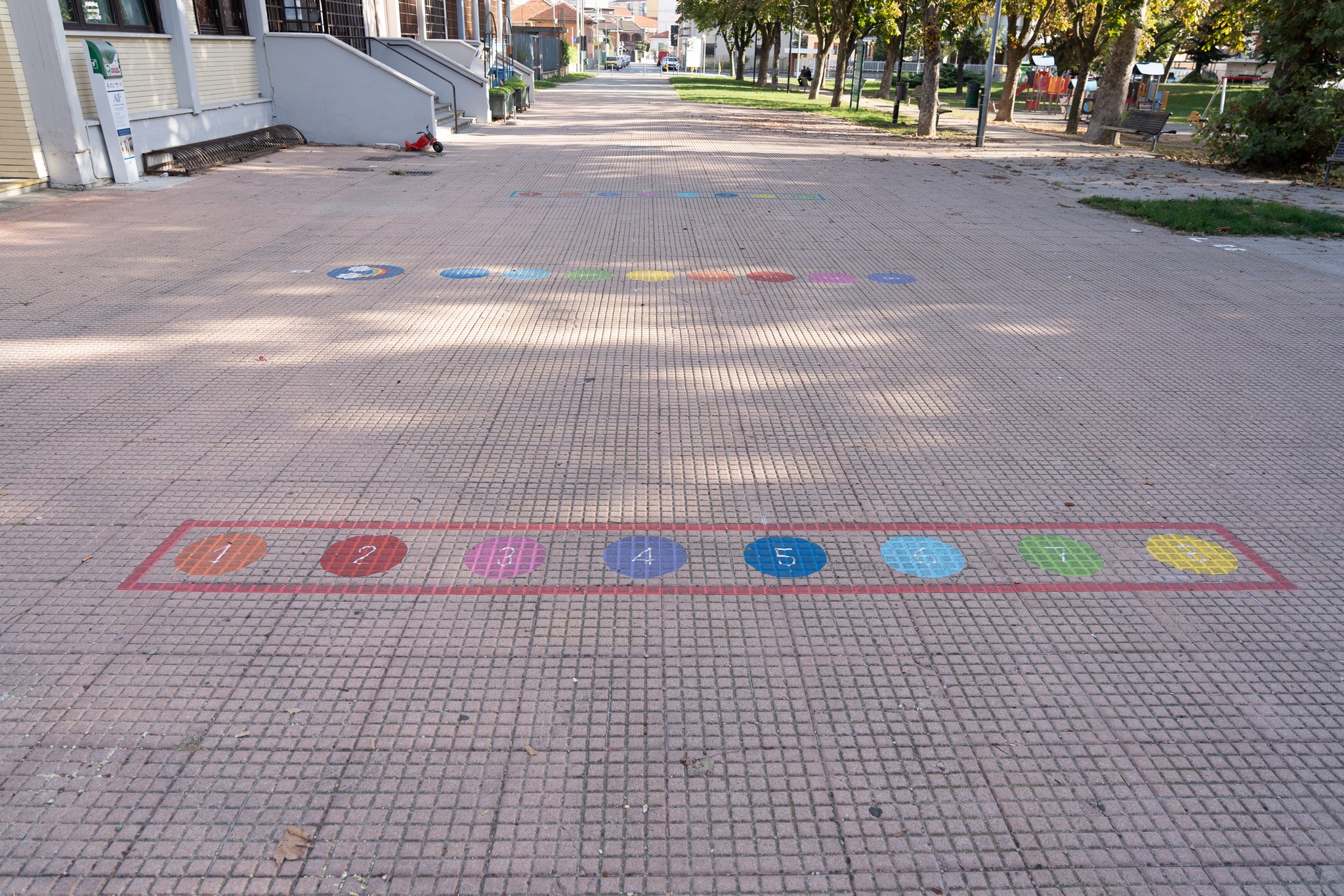 NICHELINO – Terminati i lavori per il parco giochi diffuso al Grosa