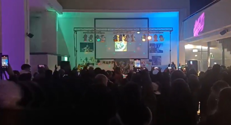 VINOVO – Circa 200 persone alla festa dei fan di Gigi D’Agostino