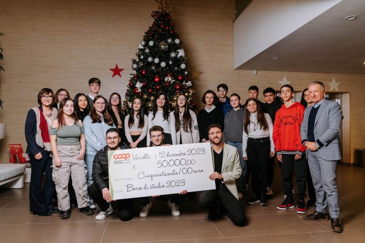 NICHELINO – Una borsa di studio da Nova Coop per i buoni risultati scolastici