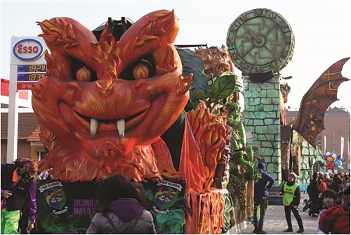 CARMAGNOLA – Il percorso dei carri di carnevale previsto per martedì 13
