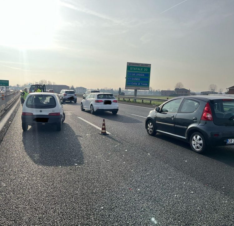 MONCALIERI – Tamponamento in tangenziale genera lunghe code