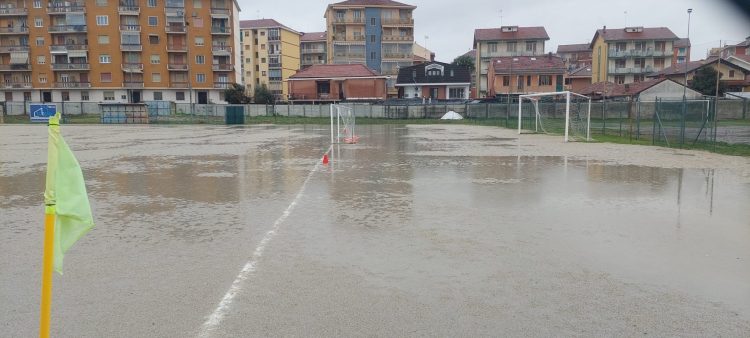 NICHELINO – La pioggia rende nuovamente impraticabile il campo dell’Hesperia