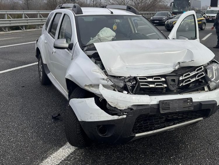 MONCALIERI – Incidente sul raccordo Bauducchi: un ferito