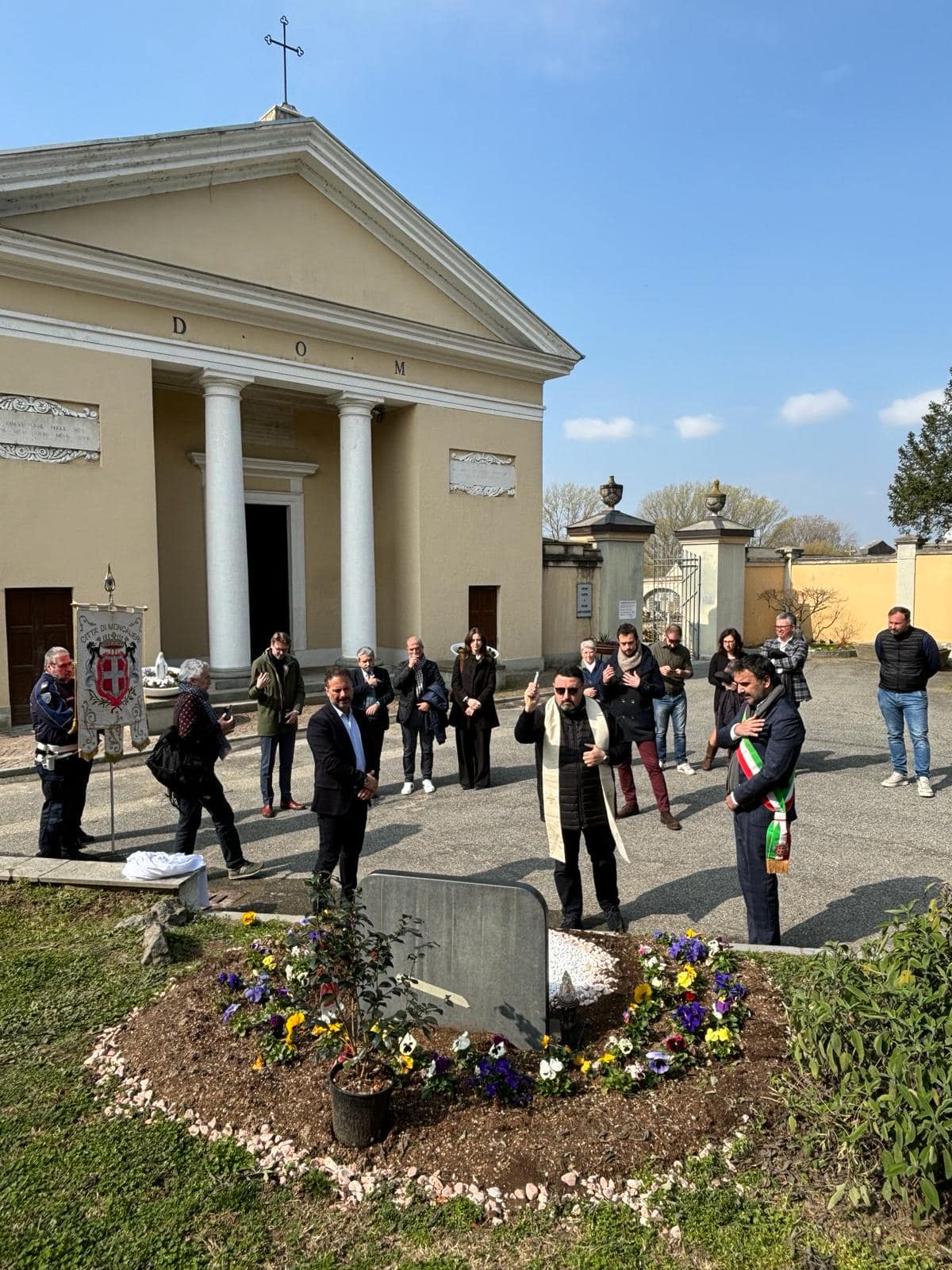 MONCALIERI – Un monumento per ricordare le vittime del Covid
