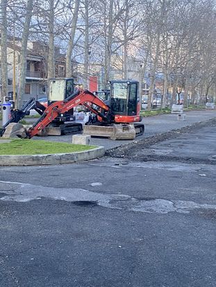 NICHELINO – Dopo i lavori il piazzale davanti alle superiori passerà in gestione al Comune