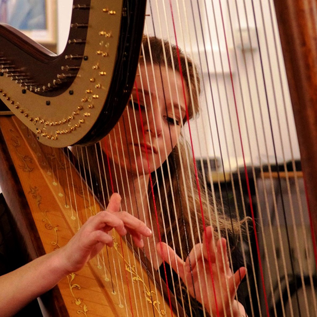 CARMAGNOLA – Torna «Essenza donna». Venerdì 8 marzo una serata d’arte e riflessione