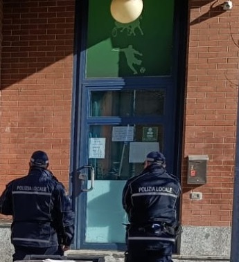 NICHELINO – Controlli su bar e sale gioco: un minorenne beccato nel locale di via Garibaldi