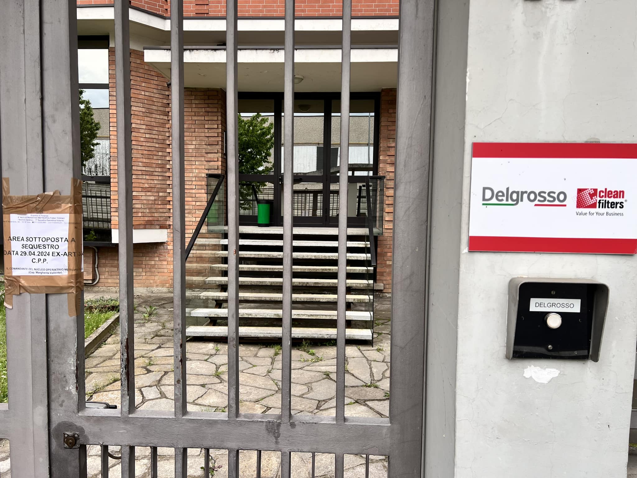 NICHELINO – La guardia di finanza ha sequestrato il capannone della ex Delgrosso