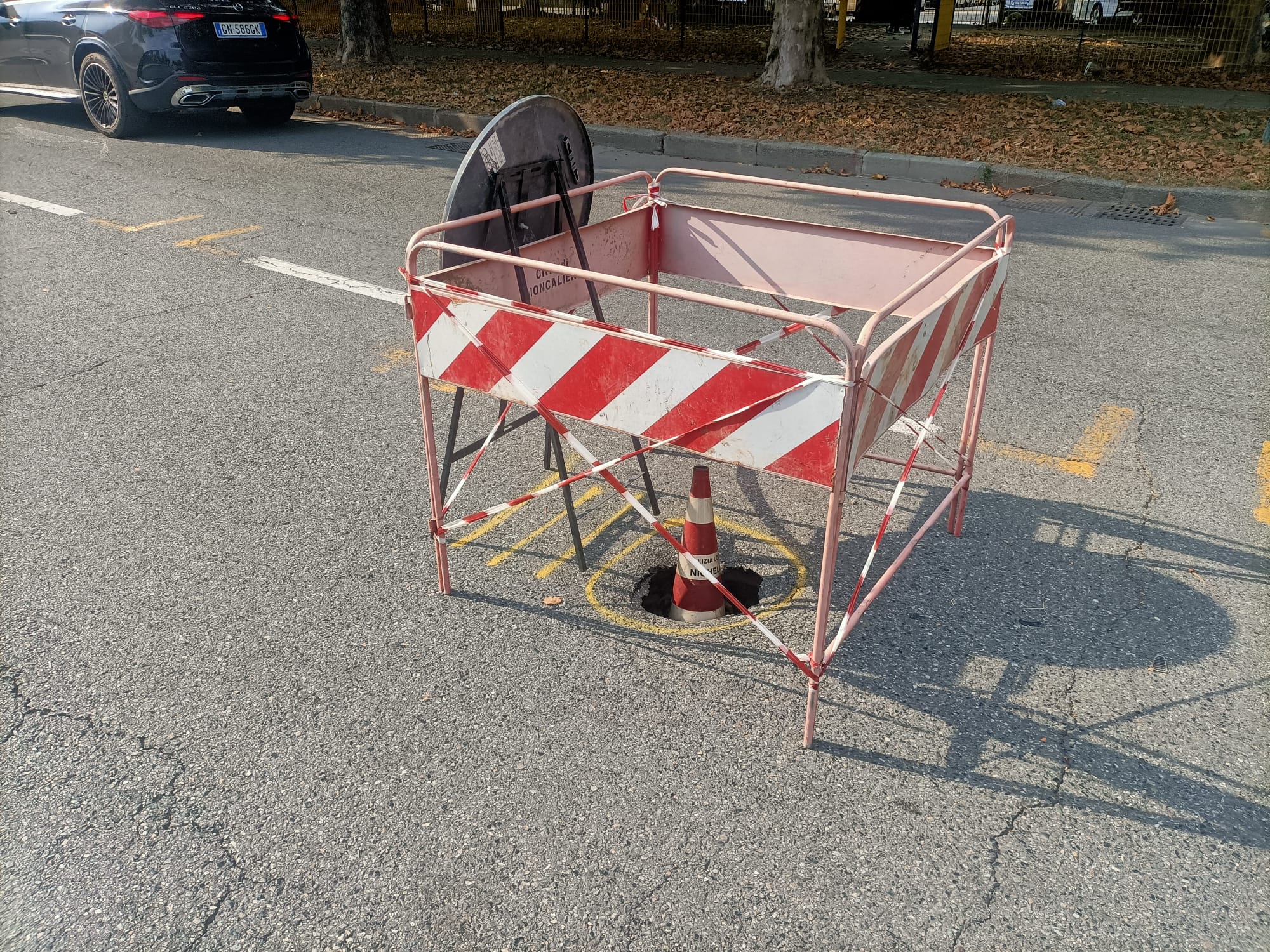 NICHELINO – Strade colabrodo piene di voragini che mettono a rischio l’incolumità di pedoni e automobilisti