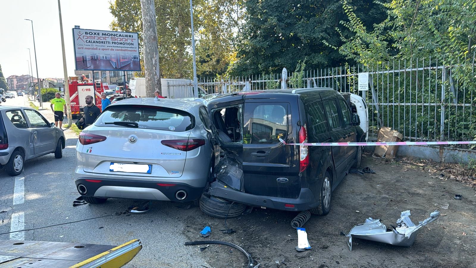 MONCALIERI – Incidente in strada Genova: due feriti e strada chiusa