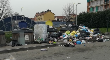 MONCALIERI – Iniziato lo smontaggio delle isole ecologiche interrate