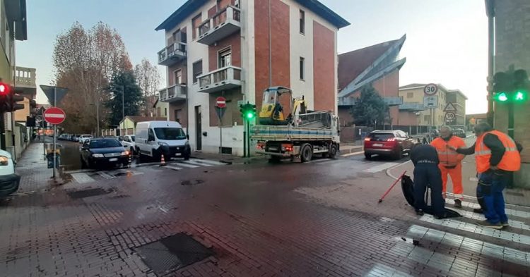 NICHELINO – Ancora un guasto alle tubature idriche