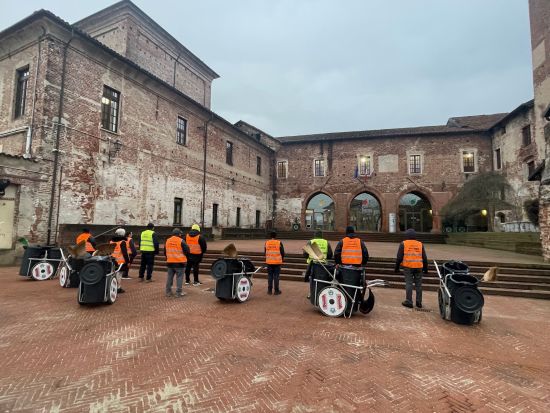 CARMAGNOLA –  Via al progetto di ‘Spazzamento con attivazione sociale’ per persone fragili