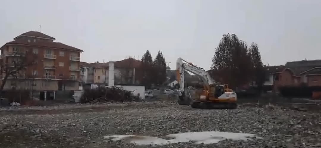 TROFARELLO – Ripartito il cantiere della scuola Leopardi