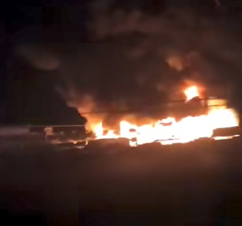 CARMAGNOLA – Grave incendio in via Chieri nella notte