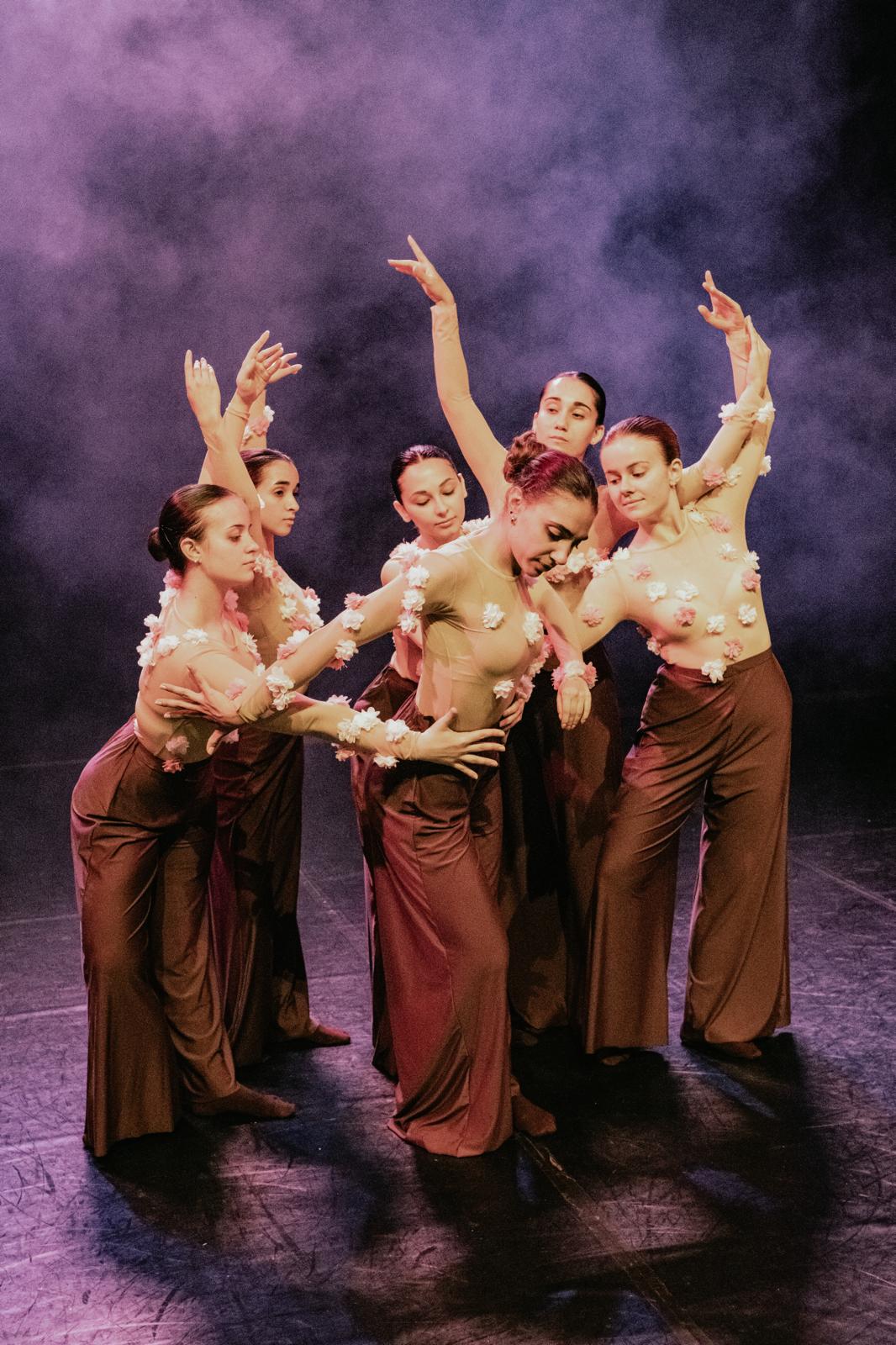 CARMAGNOLA – «Shakespeare – Sonetti di mezza estate»: poesia, danza e musica in una serata teatrale sotto le stelle