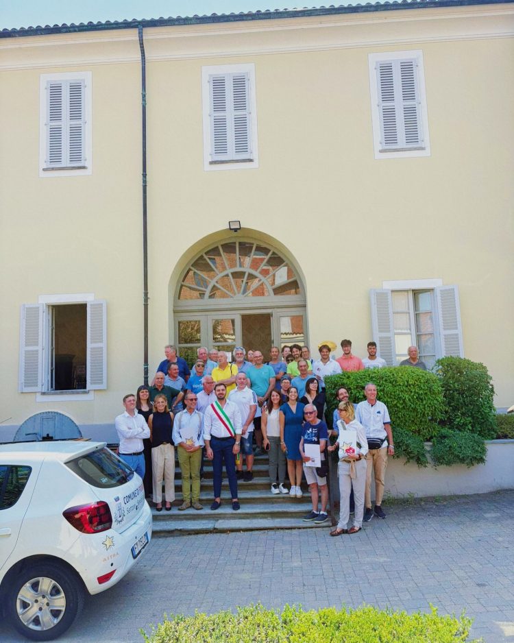 Poirino, varato il nuovo taxi sociale