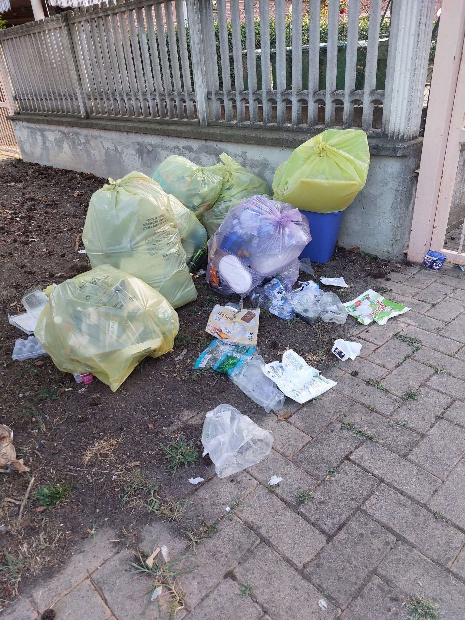 NICHELINO – Problemi con la raccolta plastica