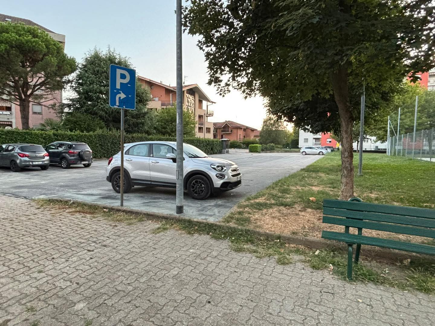 TROFARELLO – Sistemazione del parcheggio di via Nenni