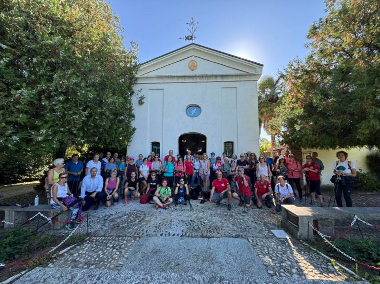 TROFARELLO – Al Santuario Madonna di Celle il Gruppo camminatori del distretto del cibo