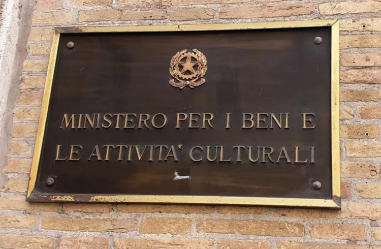 CARMAGNOLA – Affidati i lavori per il restauro del dipinto raffigurante San Omobono