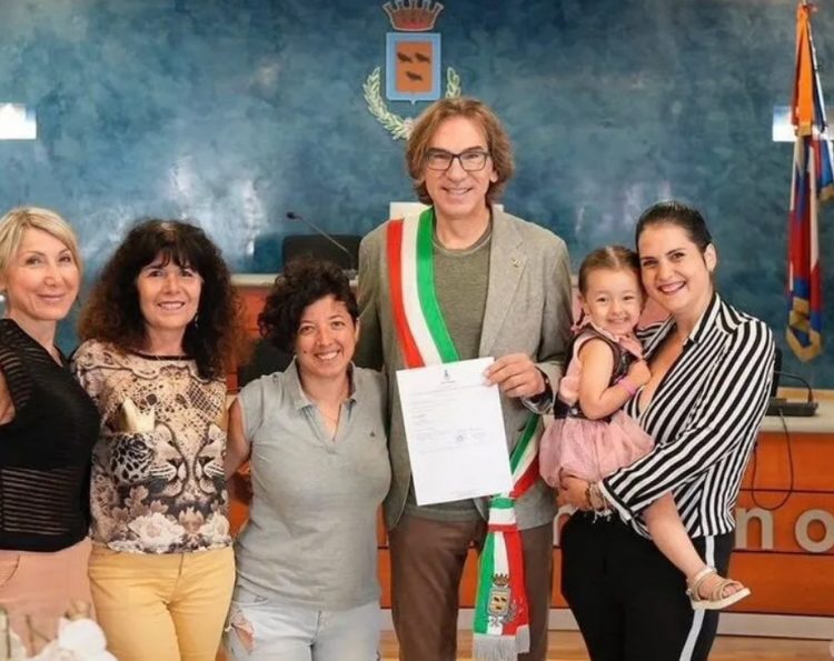 NICHELINO – Registrata ufficialmente una famiglia omogenitoriale