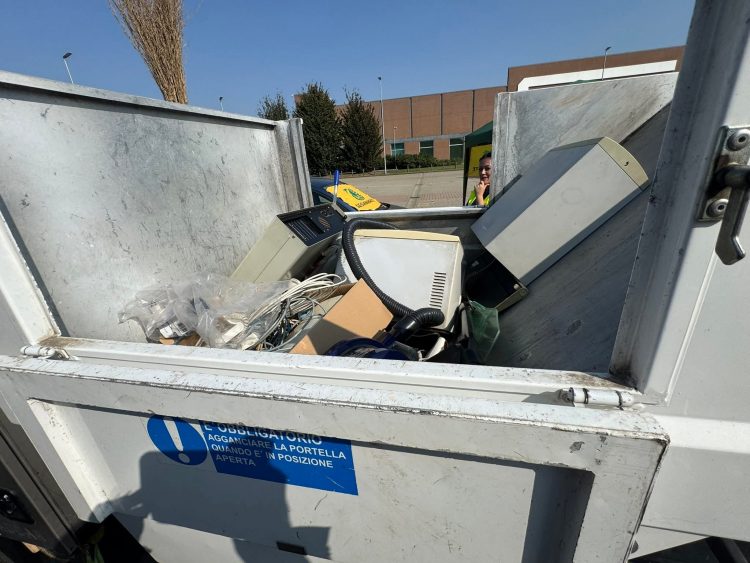 MONCALIERI – Altri due appuntamenti con ingombranti in piazza