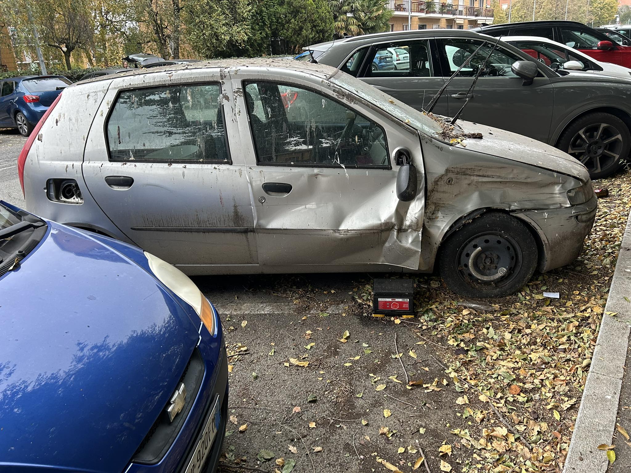 MONCALIERI – Lamentele per le troppe auto abbandonate in città