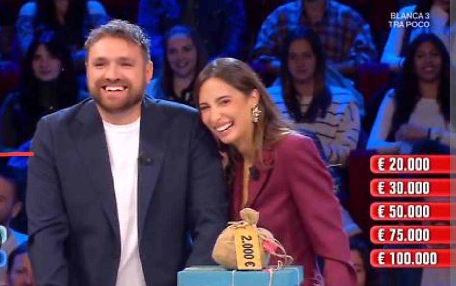 MONCALIERI – La commessa vince 100mila euro nel programma dei pacchi